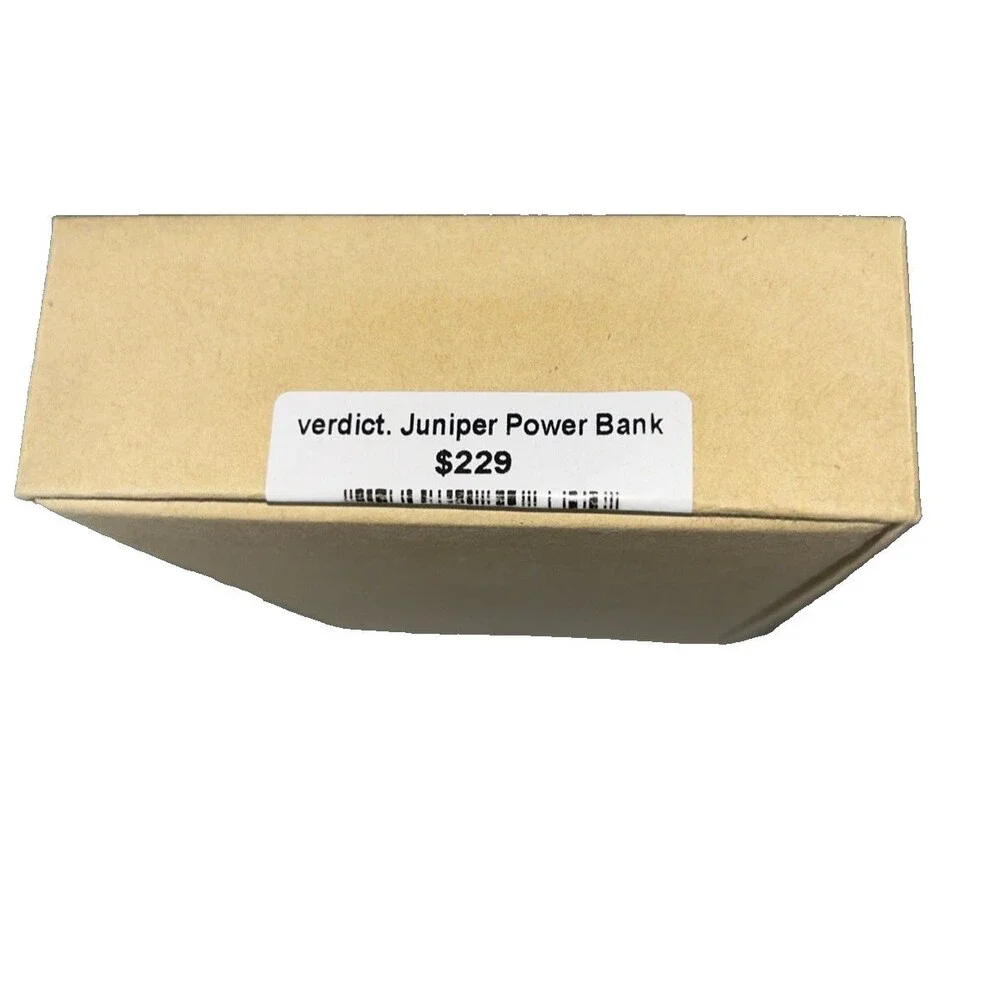 Verdict Juniper Power Bank. 10000 mAh Power Source Gray New in Box MSRP $229